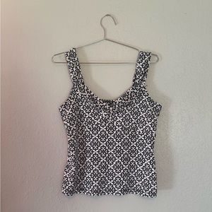 White House | Black Market Shell Top